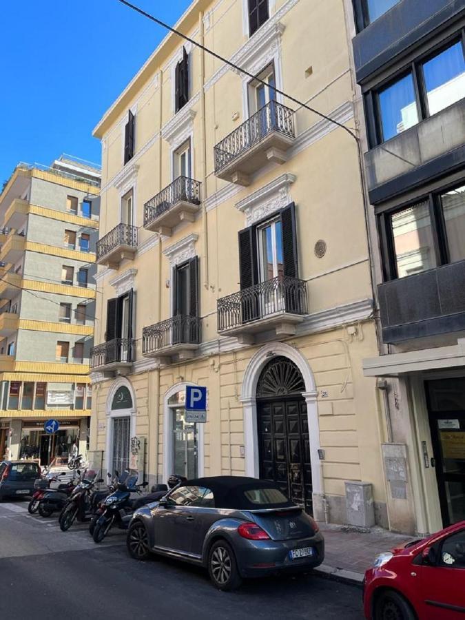 Casa In Centro Con Terrazzo Lejlighed Bari Eksteriør billede